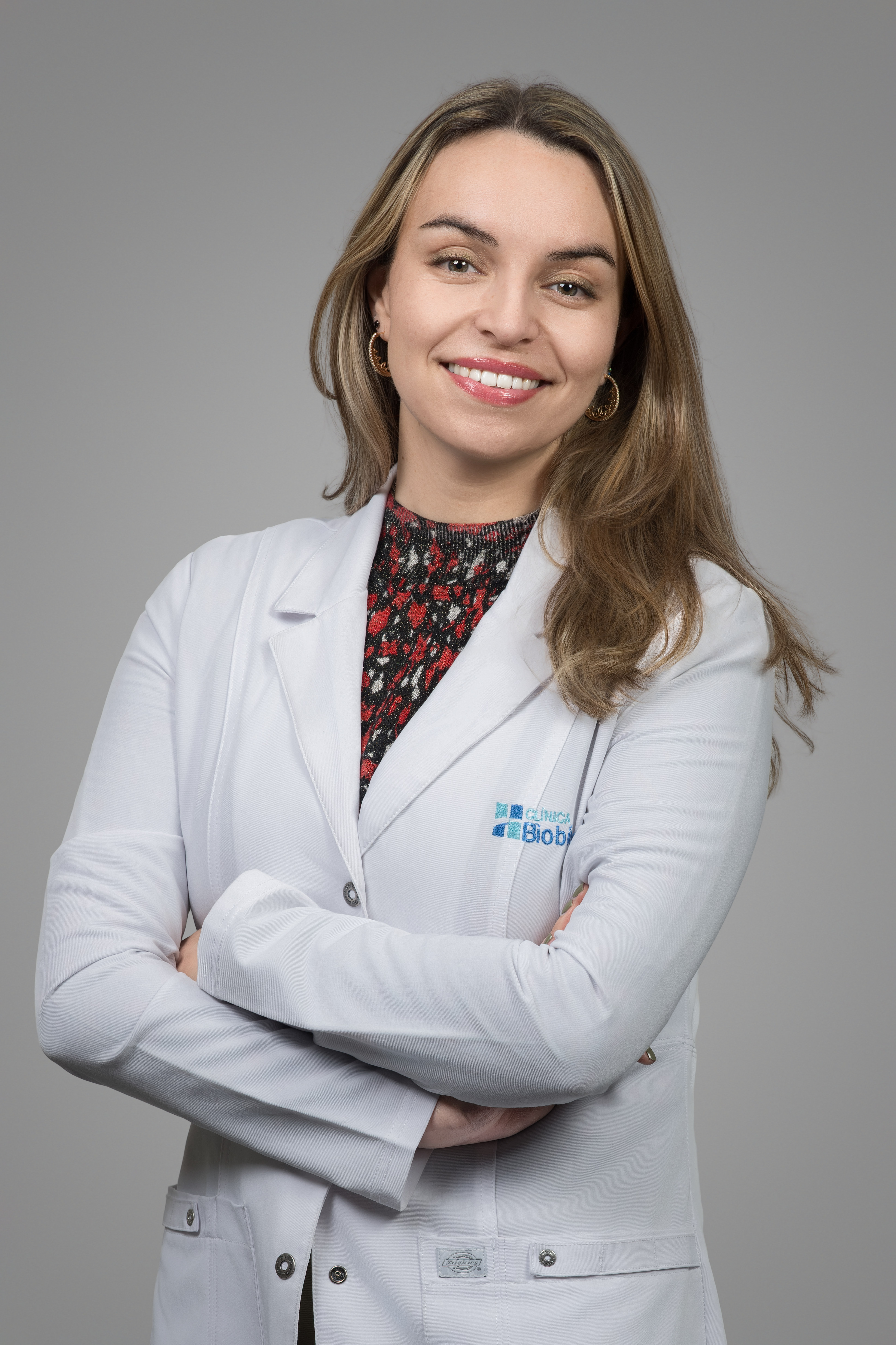 Foto del doctor Andrea Pilar Araneda Gutiérrez