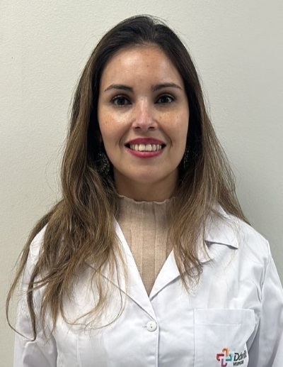 Foto del doctor Acuña Flores Angélica