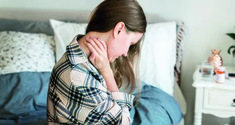 Dolor en el cuello, ¿Cuándo consultar con un especialista?