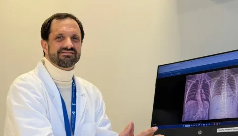Imágen Dr. Cristóbal Piza, escoliosis