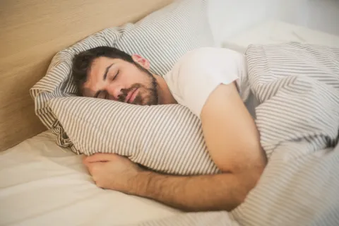 Ronquidos y mal dormir: cómo afectan la salud y cuándo consultar