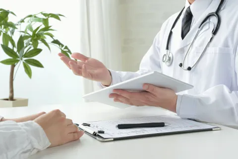 Cómo prevenir la hepatitis A tras las lluvias e inundaciones