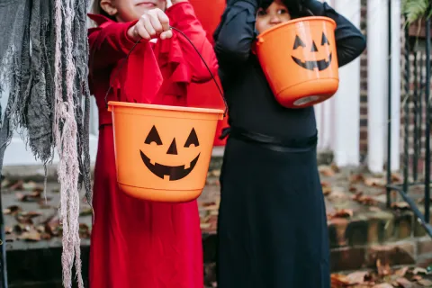 Halloween seguro: recomendaciones para prevenir accidentes en los niños