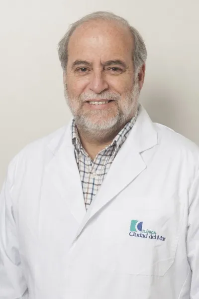 Dr. Agustín Fadic Ruiz