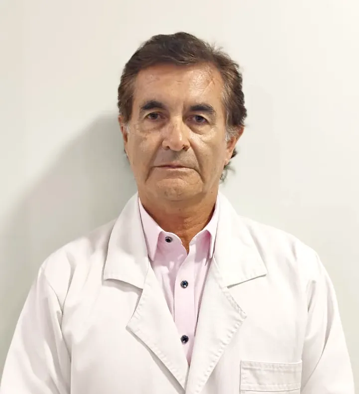 Dr. Alejandro Varas Briceño