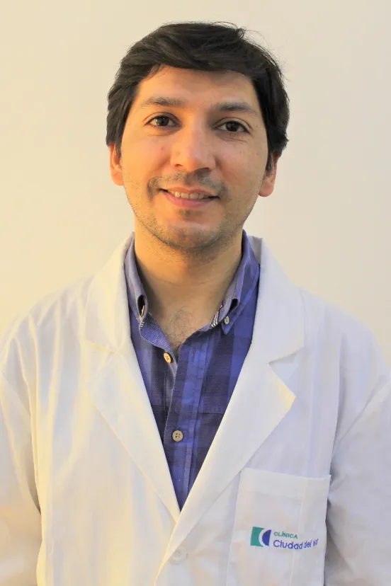 Dr. Cristian Papuzinski Aguayo
