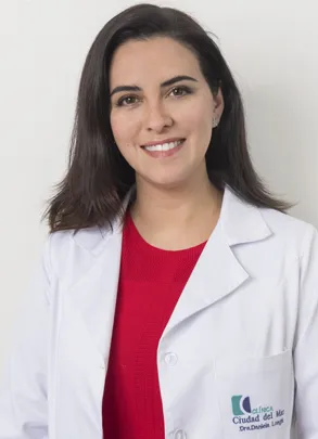 Dra. Daniella Longhi Poblete
