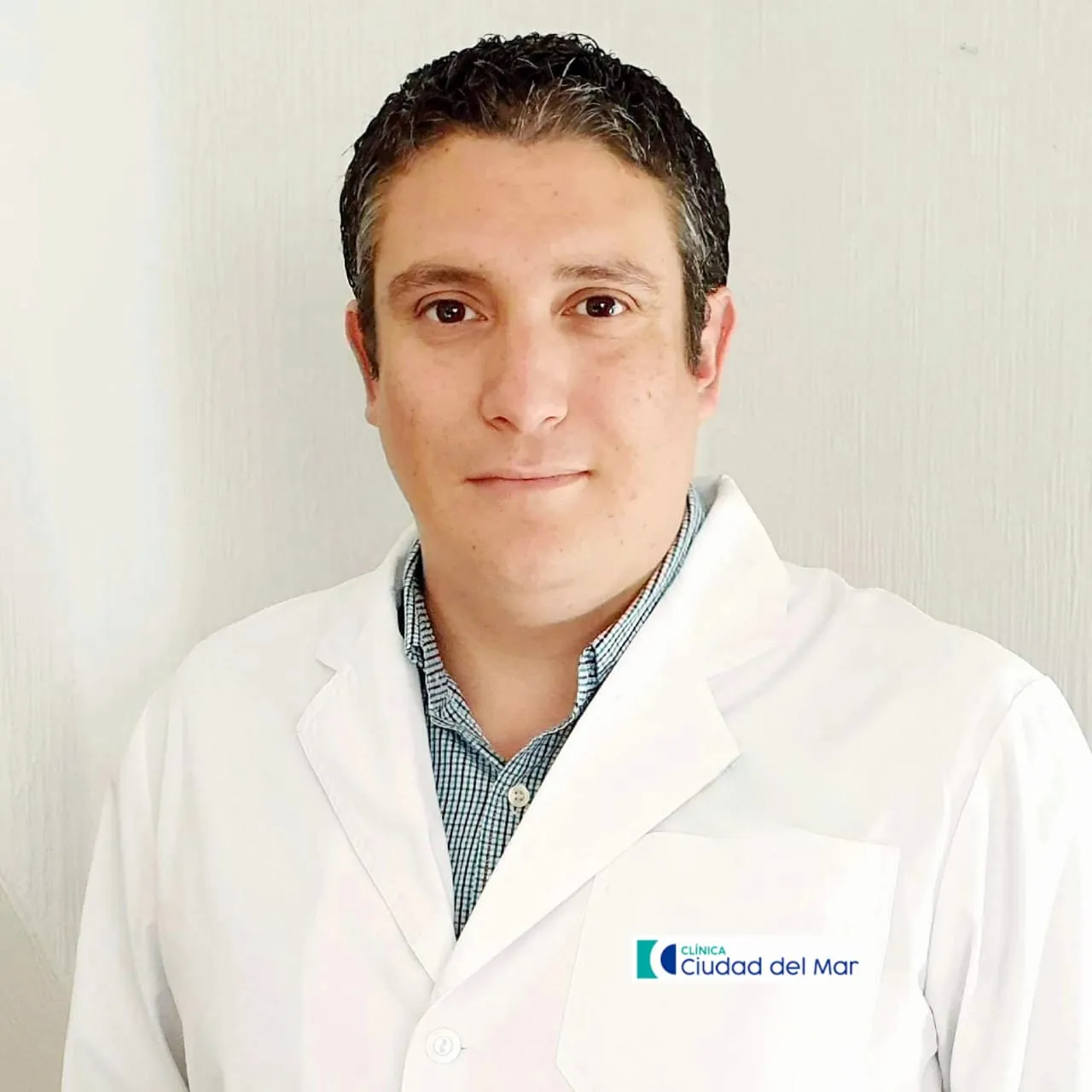 Dr. Matías González Ávila