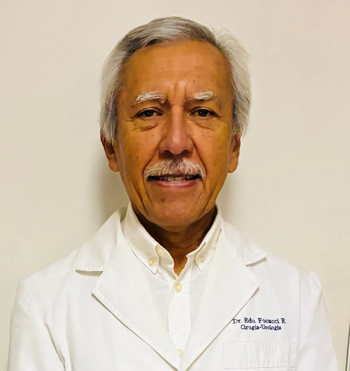 Dr. Eduardo Focacci Reyes