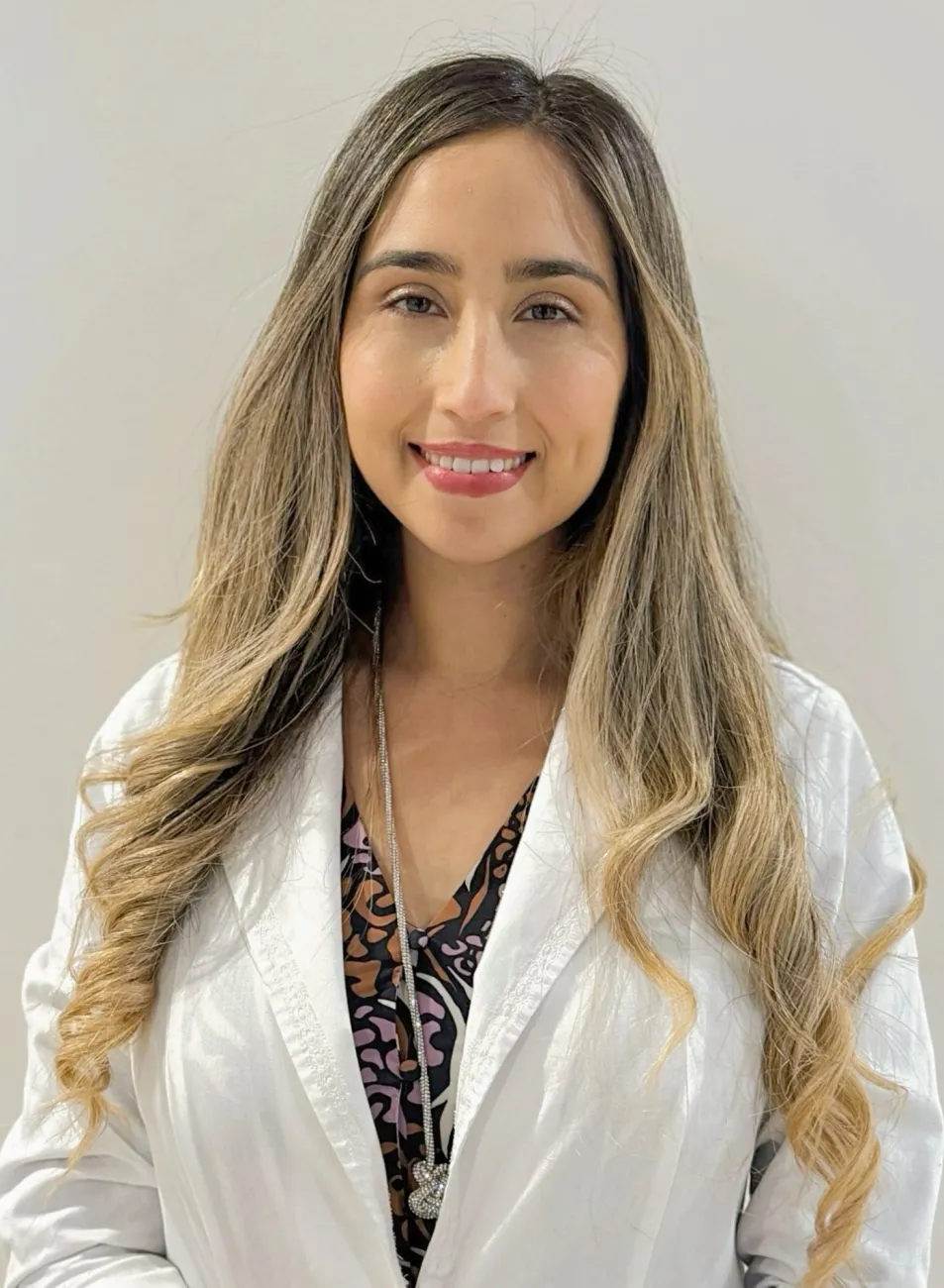 Dra. Vivianne Loyola