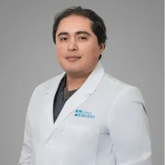 Dr. César Riquelme Vergara