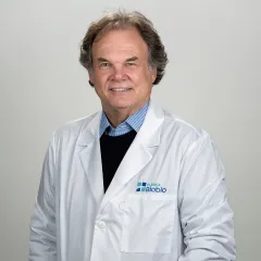 Dr. Carlos Vandeputte Desrumaux