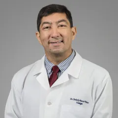 Dr. Duberly Bascur Ponce