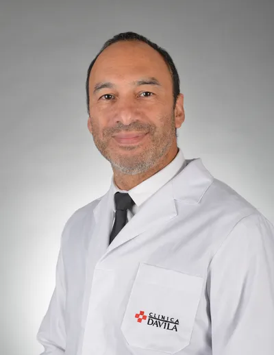 Dr. Guajardo Fernandez Hugo
