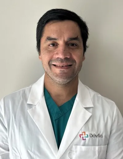 Dr. Bravo Pérez Juan Carlos