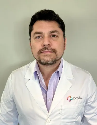 Dr. Fernández Almonacid Patricio