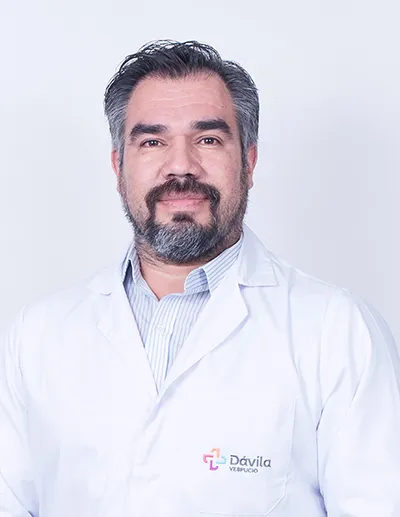 Dr. Valderrama Gomez Ricardo Alfredo