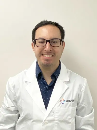 Dr. Salas Pérez José