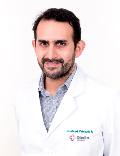Dr. Valenzuela Romo Manuel Leandro