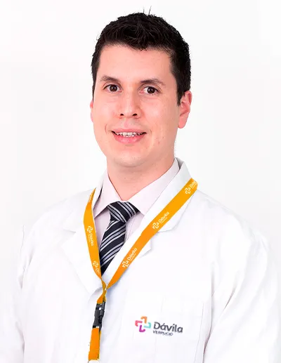 Dr. Lecaros Bahamondes Javier
