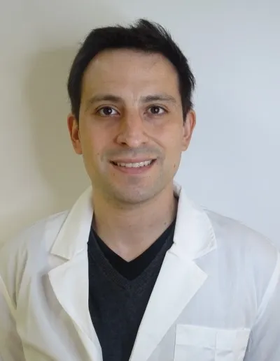Dr. Victoriano Poo Franco