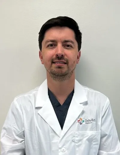 Dr. González Veloso Diego