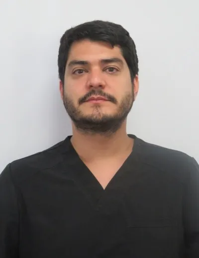 Dr. Farías Valdés Joaquín