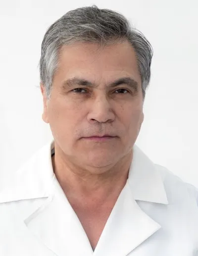 Dr. Moya Venegas Juan