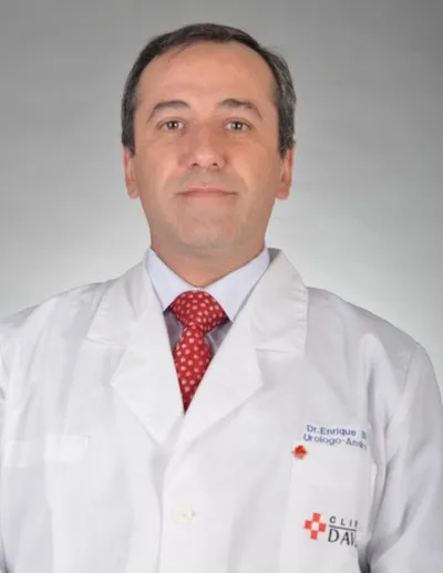 Dr. Bley Valenzuela Enrique