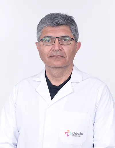 Dr. Paredes Moraleda Cesar Octavio