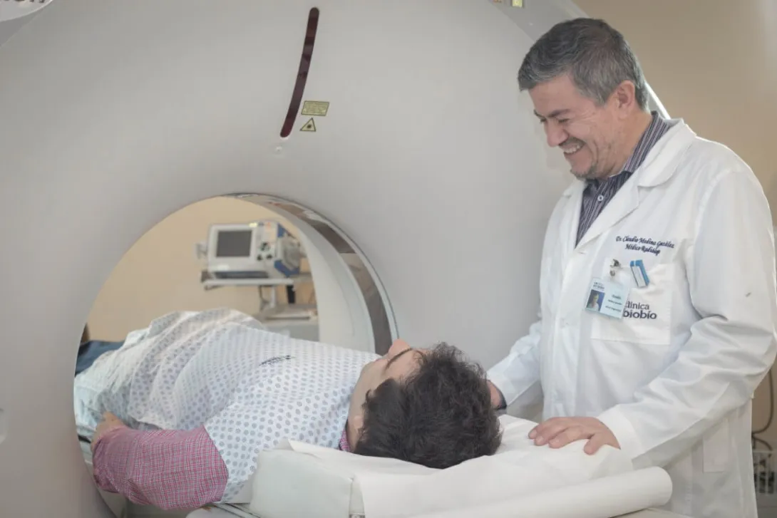 Servicio de Imagenología: apoyo diagnóstico preciso y seguro