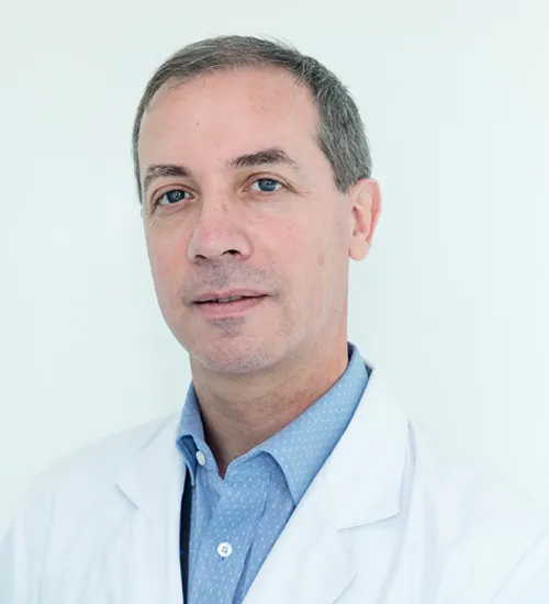 Dr. Leonardo Soto