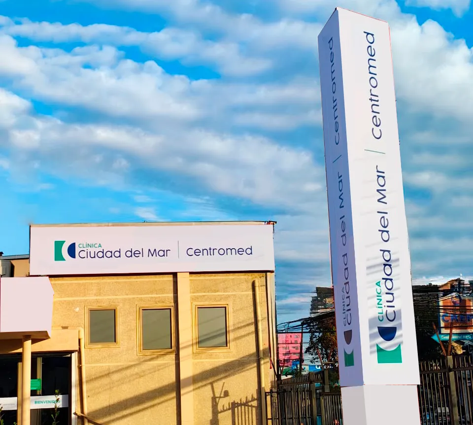 Fachada de edificio Centromed Quilpué Clinica Ciudad del Mar